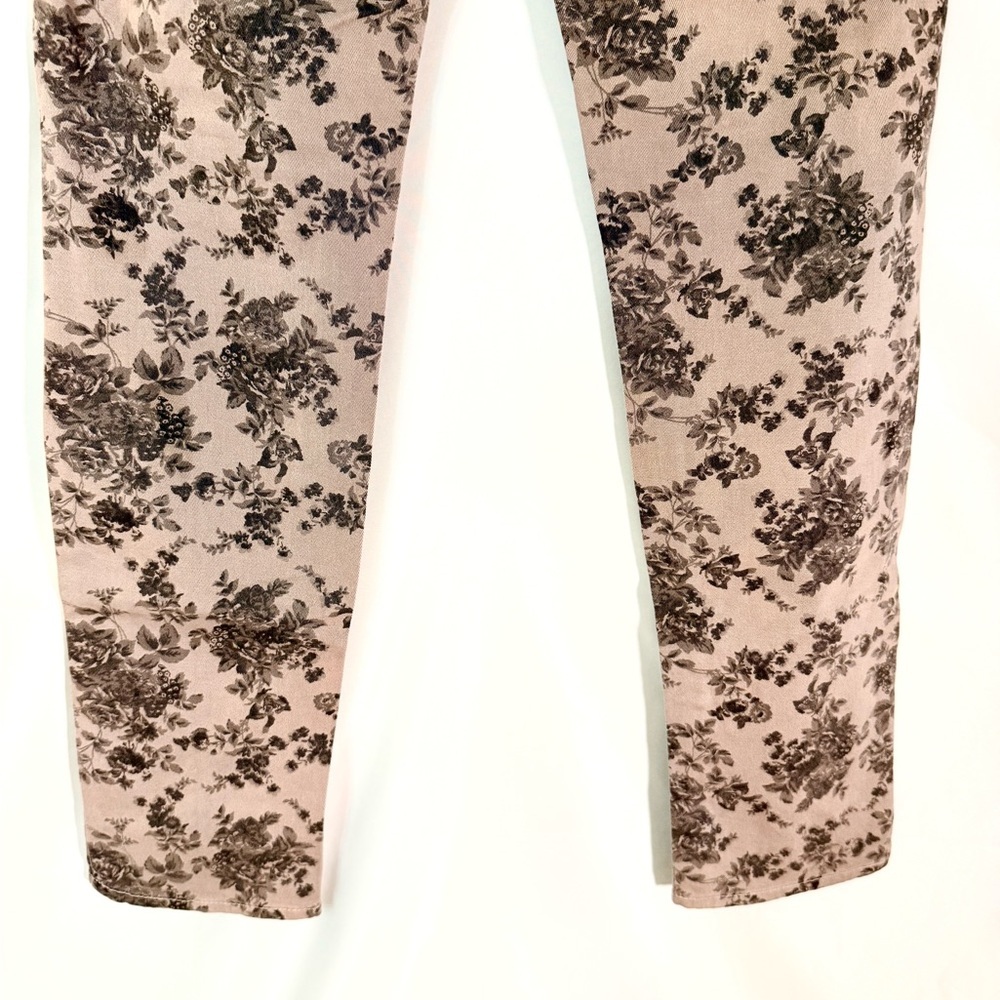PAIGE “Peg Skinny” Low/Mid Rise Jeans With An All Over Flower Pattern Size 25 - Picture 7 of 14